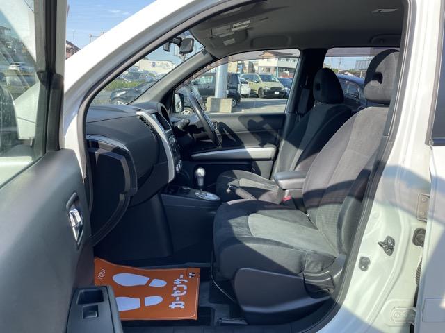 エクストレイル ２０ＧＴ　後期　ドライブレコーダー　インテリジェントキー　クルーズコントロール　ディーゼルターボ　純正ＨＤＤナビ　地デジ（フルセグ）　Ｂｌｕｅｔｏｏｔｈ　サイドカメラ　バックカメラ　ＥＴＣ　タイミングチェーン式（30枚目）