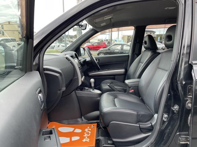 エクストレイル ２０Ｘ　後期　カブロン加工シート　インテリジェントキー　シートヒーター　ＨＤＤナビ　地デジ（フルセグ）　Ｂｌｕｅｔｏｏｔｈ　バックカメラ　ＥＴＣ　ＨＩＤヘッドライト　フォグ　オートライト　タイミングチェーン式（28枚目）