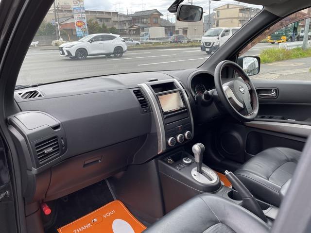 エクストレイル ２０Ｘ　後期　カブロン加工シート　インテリジェントキー　シートヒーター　ＨＤＤナビ　地デジ（フルセグ）　Ｂｌｕｅｔｏｏｔｈ　バックカメラ　ＥＴＣ　ＨＩＤヘッドライト　フォグ　オートライト　タイミングチェーン式（30枚目）