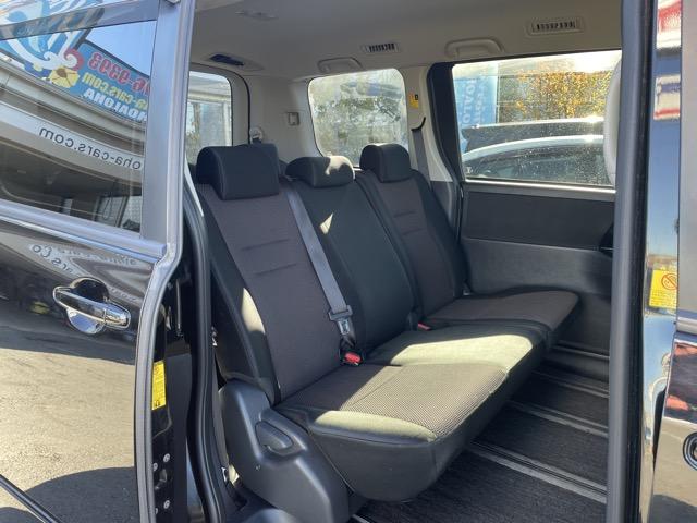 ヴォクシー ＺＳ　Ｇ’ｓ　後期　両側パワースライドドア　前後ドライブレコーダー　スマートキー　パドルシフト　純正ＳＤナビ　地デジ（フルセグ）　Ｂｌｕｅｔｏｏｔｈ　バックカメラ　ＥＴＣ　ＨＩＤヘッドライト　タイミングチェーン式（22枚目）