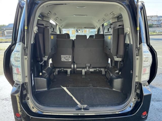 ヴォクシー ＺＳ　Ｇ’ｓ　後期　両側パワースライドドア　前後ドライブレコーダー　スマートキー　パドルシフト　純正ＳＤナビ　地デジ（フルセグ）　Ｂｌｕｅｔｏｏｔｈ　バックカメラ　ＥＴＣ　ＨＩＤヘッドライト　タイミングチェーン式（25枚目）