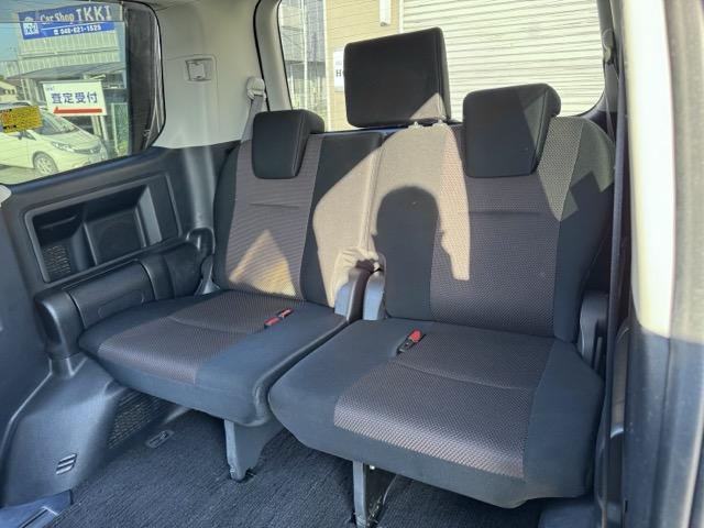 ヴォクシー ＺＳ　Ｇ’ｓ　後期　両側パワースライドドア　前後ドライブレコーダー　スマートキー　パドルシフト　純正ＳＤナビ　地デジ（フルセグ）　Ｂｌｕｅｔｏｏｔｈ　バックカメラ　ＥＴＣ　ＨＩＤヘッドライト　タイミングチェーン式（31枚目）