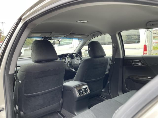 アコードハイブリッド ＥＸ　レーダークルーズ　スマートキー　パワーシート　純正ＨＤＤナビ　地デジ（フルセグ）　Ｂｌｕｅｔｏｏｔｈ　ＤＶＤ再生　バックカメラ　ＥＴＣ　ＬＥＤヘッドライト　フォグ　オートライト　タイミングチェーン式（24枚目）