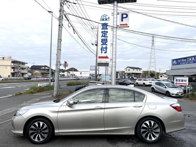 アコードハイブリッド ＥＸ　レーダークルーズ　スマートキー　パワーシート　純正ＨＤＤナビ　地デジ（フルセグ）　Ｂｌｕｅｔｏｏｔｈ　ＤＶＤ再生　バックカメラ　ＥＴＣ　ＬＥＤヘッドライト　フォグ　オートライト　タイミングチェーン式（33枚目）