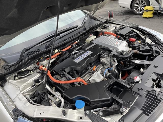 アコードハイブリッド ＥＸ　レーダークルーズ　スマートキー　パワーシート　純正ＨＤＤナビ　地デジ（フルセグ）　Ｂｌｕｅｔｏｏｔｈ　ＤＶＤ再生　バックカメラ　ＥＴＣ　ＬＥＤヘッドライト　フォグ　オートライト　タイミングチェーン式（43枚目）