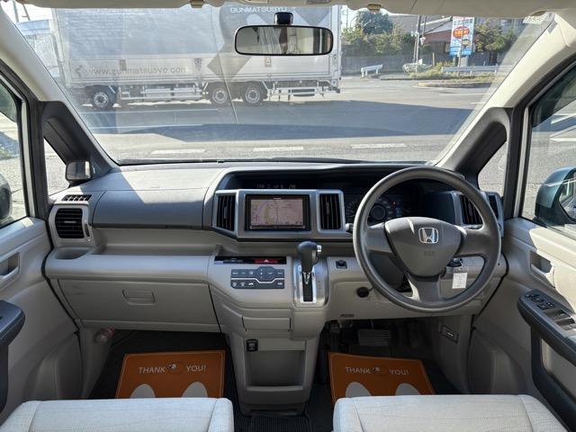 ステップワゴン G ワンオーナー 両側スライドドア 社外メモリーナビ 地デジ Bluetooth ETC オートエアコン 社外アルミホイール 電動格納ミラー ウインカーミラー タイミングチェーン式(6枚目)