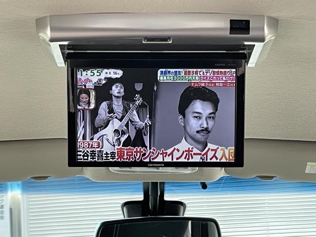 セレナ ハイウェイスター　Ｖセレクション＋セーフティ　ＳＨＶ　後期　フリップダウンモニター　両側パワースライドドア　衝突軽減ブレーキ　コーナーセンサー　クルーズコントロール　　アラウンドビューモニター　地デジ（フルセグ）　Ｂｌｕｅｔｏｏｔｈ　ＬＥＤヘッドライト（3枚目）