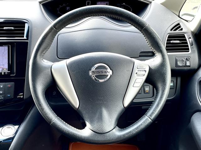 セレナ ハイウェイスター　Ｖセレクション＋セーフティ　ＳＨＶ　後期　フリップダウンモニター　両側パワースライドドア　衝突軽減ブレーキ　コーナーセンサー　クルーズコントロール　　アラウンドビューモニター　地デジ（フルセグ）　Ｂｌｕｅｔｏｏｔｈ　ＬＥＤヘッドライト（15枚目）