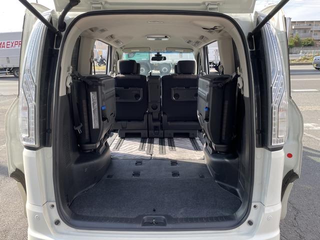 セレナ ハイウェイスター　Ｖセレクション＋セーフティ　ＳＨＶ　後期　フリップダウンモニター　両側パワースライドドア　衝突軽減ブレーキ　コーナーセンサー　クルーズコントロール　　アラウンドビューモニター　地デジ（フルセグ）　Ｂｌｕｅｔｏｏｔｈ　ＬＥＤヘッドライト（26枚目）