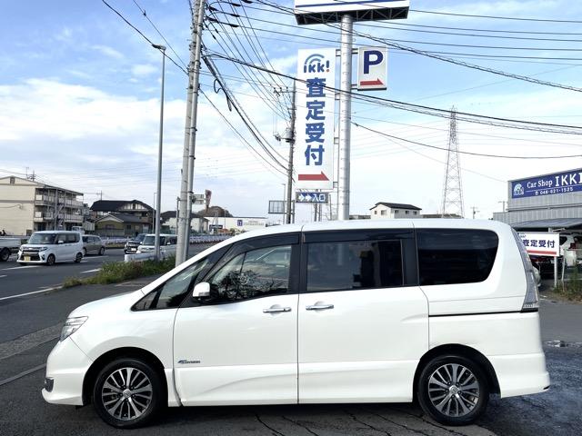 セレナ ハイウェイスター　Ｖセレクション＋セーフティ　ＳＨＶ　後期　フリップダウンモニター　両側パワースライドドア　衝突軽減ブレーキ　コーナーセンサー　クルーズコントロール　　アラウンドビューモニター　地デジ（フルセグ）　Ｂｌｕｅｔｏｏｔｈ　ＬＥＤヘッドライト（40枚目）