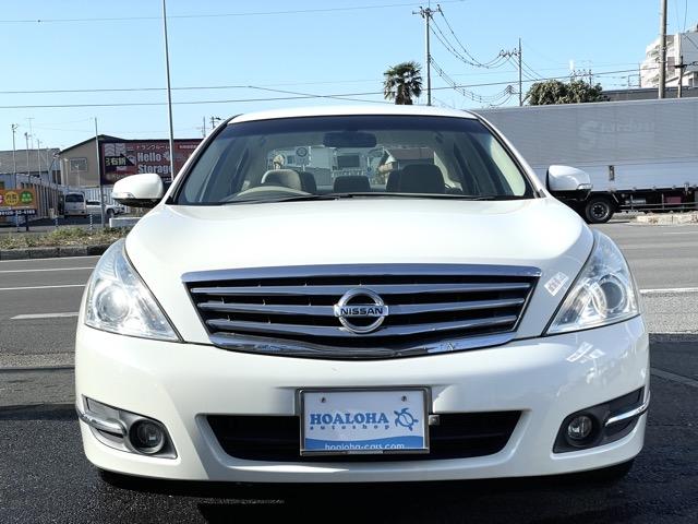 ティアナ ２５０ＸＶ　オットマンシート　インテリジェントキー　純正ＨＤＤナビ　Ｂｌｕｅｔｏｏｔｈ　サイドカメラ　バックカメラ　ＤＶＤ再生　ミュージックサーバー　ＥＴＣ　パワーシート　シートメモリー　ＨＩＤヘッドライト　ＡＷ（33枚目）