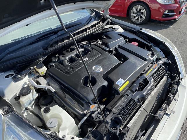 ティアナ ２５０ＸＶ　オットマンシート　インテリジェントキー　純正ＨＤＤナビ　Ｂｌｕｅｔｏｏｔｈ　サイドカメラ　バックカメラ　ＤＶＤ再生　ミュージックサーバー　ＥＴＣ　パワーシート　シートメモリー　ＨＩＤヘッドライト　ＡＷ（45枚目）