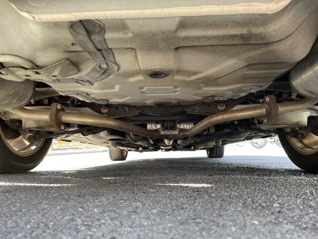 ティアナ ２５０ＸＶ　オットマンシート　インテリジェントキー　純正ＨＤＤナビ　Ｂｌｕｅｔｏｏｔｈ　サイドカメラ　バックカメラ　ＤＶＤ再生　ミュージックサーバー　ＥＴＣ　パワーシート　シートメモリー　ＨＩＤヘッドライト　ＡＷ（50枚目）