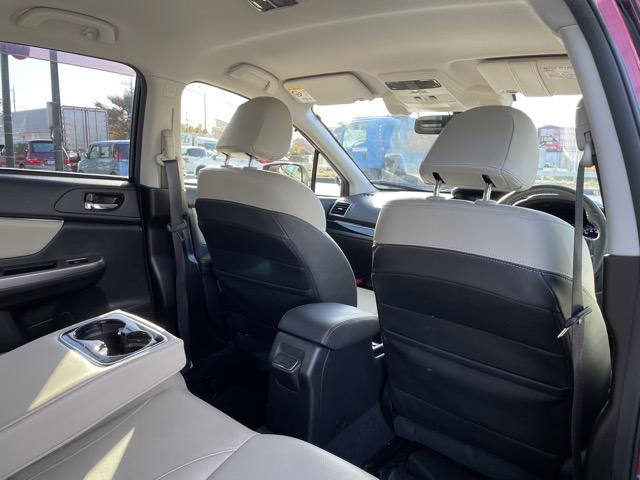 レヴォーグ １．６ＧＴアイサイト　本革シート　ＳＴＩフロントリップ　ドライブレコーダー　衝突軽減ブレーキ　レーダークルーズ　シートヒーター　パドルシフト　社外ＨＤＤナビ　地デジ（フルセグ）　Ｂｌｕｅｔｏｏｔｈ　バックカメラ　ＥＴＣ（22枚目）