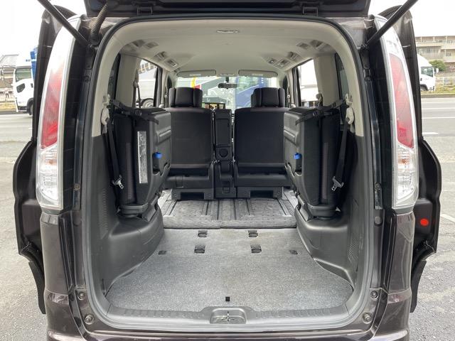 セレナ ハイウェイスター Vセレクション 後席モニター 両側パワースライドドア インテリジェントキー 純正SDナビ 地デジ(フルセグ) Bluetooth バックカメラ クルーズコントロール HIDライト オートライト タイミングチェーン式(24枚目)