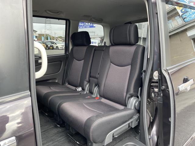 セレナ ハイウェイスター Vセレクション 後席モニター 両側パワースライドドア インテリジェントキー 純正SDナビ 地デジ(フルセグ) Bluetooth バックカメラ クルーズコントロール HIDライト オートライト タイミングチェーン式(29枚目)