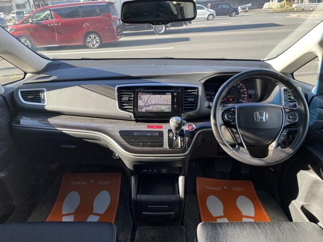 オデッセイ アブソルート・ＥＸ　フリップダウンモニター　両側パワースライドドア　レーダークルーズ　車高調　ハーフレザーシート　マルチビューカメラ　地デジ（フルセグ）　Ｂｌｕｅｔｏｏｔｈ　ＬＥＤヘッドライト　パワーシート　パドルシフト（6枚目）