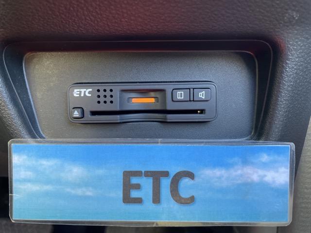 オデッセイ アブソルート・ＥＸ　フリップダウンモニター　両側パワースライドドア　レーダークルーズ　車高調　ハーフレザーシート　マルチビューカメラ　地デジ（フルセグ）　Ｂｌｕｅｔｏｏｔｈ　ＬＥＤヘッドライト　パワーシート　パドルシフト（13枚目）