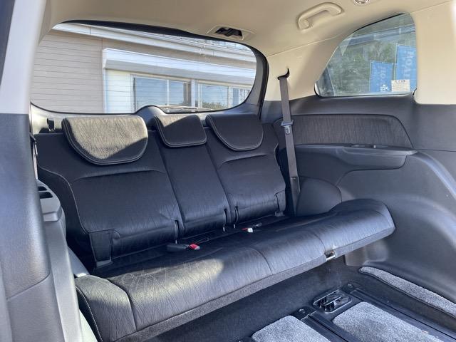 オデッセイ アブソルート・ＥＸ　フリップダウンモニター　両側パワースライドドア　レーダークルーズ　車高調　ハーフレザーシート　マルチビューカメラ　地デジ（フルセグ）　Ｂｌｕｅｔｏｏｔｈ　ＬＥＤヘッドライト　パワーシート　パドルシフト（26枚目）