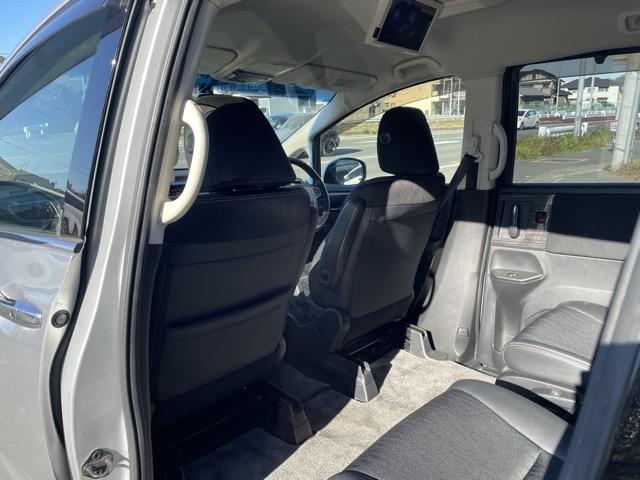 オデッセイ アブソルート・ＥＸ　フリップダウンモニター　両側パワースライドドア　レーダークルーズ　車高調　ハーフレザーシート　マルチビューカメラ　地デジ（フルセグ）　Ｂｌｕｅｔｏｏｔｈ　ＬＥＤヘッドライト　パワーシート　パドルシフト（32枚目）