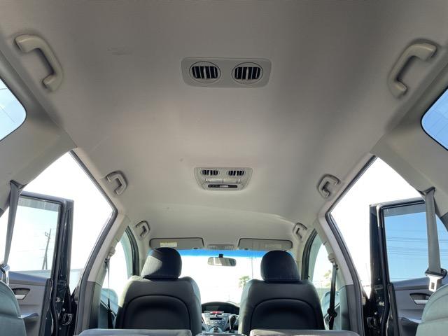 オデッセイ アブソルート ワンオーナー スマートキー アラウンドビューモニター クルーズコントロール パドルシフト ハーフレザーシート 純正HDDナビ 地デジ DVD再生 HIDヘッドライト オートライト タイミングチェーン式(27枚目)