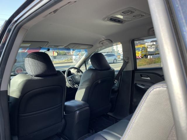 オデッセイ アブソルート ワンオーナー スマートキー アラウンドビューモニター クルーズコントロール パドルシフト ハーフレザーシート 純正HDDナビ 地デジ DVD再生 HIDヘッドライト オートライト タイミングチェーン式(29枚目)