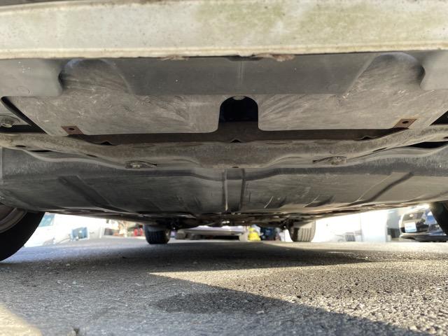 エンジン下回りオイル漏れ等もなく状態良好です♪