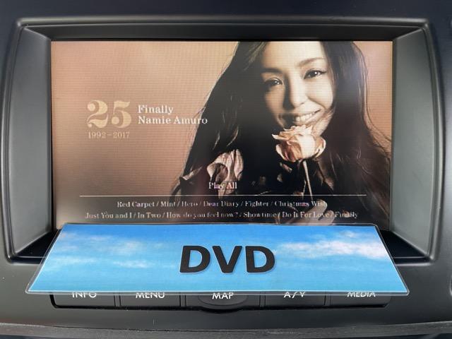 レガシィＢ４ ２．０ＧＴ　後期　黒革シート　ドライブレコーダー　シートヒーター　クルーズコントロール　パワーシート　シートメモリー　パドルシフト　純正ＨＤＤナビ　ＤＶＤ再生　ミュージックサーバー　ＥＴＣ　ＨＩＤヘッドライト（8枚目）