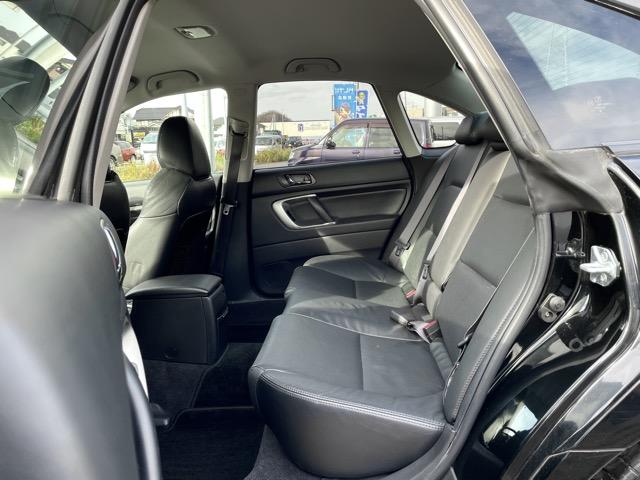 レガシィＢ４ ２．０ＧＴ　後期　黒革シート　ドライブレコーダー　シートヒーター　クルーズコントロール　パワーシート　シートメモリー　パドルシフト　純正ＨＤＤナビ　ＤＶＤ再生　ミュージックサーバー　ＥＴＣ　ＨＩＤヘッドライト（29枚目）