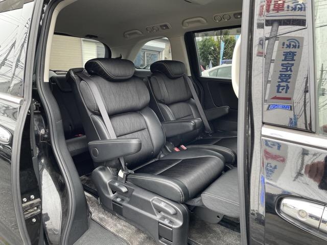 オデッセイ アブソルート　パワースライドドア　クルコン　スマートキー　ハーフレザーシート　オットマンシート　純正ナビ　地デジ（フルセグ）　Ｂｌｕｅｔｏｏｔｈ　バックカメラ　ＥＴＣ　ＬＥＤヘッドライト　タイミングチェーン式（20枚目）