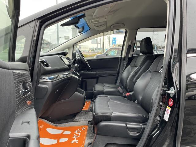 オデッセイ アブソルート　パワースライドドア　クルコン　スマートキー　ハーフレザーシート　オットマンシート　純正ナビ　地デジ（フルセグ）　Ｂｌｕｅｔｏｏｔｈ　バックカメラ　ＥＴＣ　ＬＥＤヘッドライト　タイミングチェーン式（32枚目）