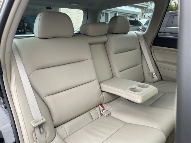 �����X�̍ۂ͂i�q��{�w�܂ł��z������������Γ��Ђ��炨�}���ɏオ��܂��̂ł��C�y�ɂ��₢���킹���������􂨎Ԃ̏ꍇ�͎�s�����u�^��h�b�v����ĂT�����قǍs�����P�V���o�C�p�X�E���Ɉʒu���Ă���܂��B