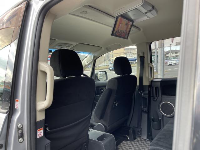 �����X�̍ۂ͂i�q��{�w�܂ł��z������������Γ��Ђ��炨�}���ɏオ��܂��̂ł��C�y�ɂ��₢���킹���������􂨎Ԃ̏ꍇ�͎�s�����u�^��h�b�v����ĂT�����قǍs�����P�V���o�C�p�X�E���Ɉʒu���Ă���܂��B