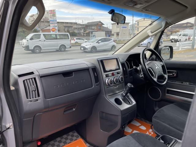 ���Ђ́u�S�ԕۏؕt���v�Ŕ̔����Ă���܂��B���̑��L���ۏ؂����p�ӂ��Ă���܂��̂ŁA�ڍׂ͓��X�^�b�t�܂ł��₢���킹�������I