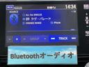 アブソルート・ＥＸホンダセンシング　衝突軽減ブレーキ　レーダークルーズ　ドライブレコーダー　オットマンシート　ハーフレザーシート　パーキングアシストシステム　両側パワースライドドア　地デジ　Ｂｌｕｅｔｏｏｔｈ　マルチビューカメラ（9枚目）