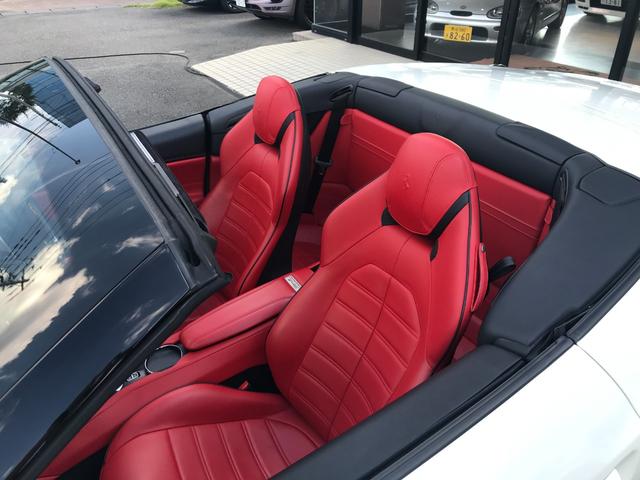 カリフォルニアＴ ベースグレード　ハンドリングスペチアーレ　右Ｈ　スポーツエキゾーストシステム　ＬＥＤ付カーボンファイバーステア　純正２０インチ鍛造ホイール　純正ナビ　Ｂカメラ　Ｐセンサー　ロッソレザー　シートヒーター　電動シート（62枚目）