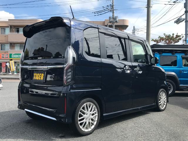 Ｎ－ＢＯＸカスタム Ｌターボ　ワンオーナー　両側パワスラ　アダプティブクルーズコントロール　衝突軽減ブレーキ　車線維持支援システム　パーキングセンサー　純正ナビ　フルセグ　バックカメラ　スマートキー　ハーフレザー　シートヒーター（2枚目）