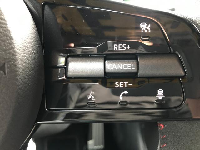 フェアレディZ バージョンS ワンオーナー 禁煙車 ハーフレザー 純正ナビ フルセグTV BTオーディオ パドルシフト RECAROシート 純正3連メーター アダプティブクルーズコントロール エマ― レーンキープアシスト Bカメラ(12枚目)