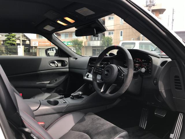 フェアレディZ バージョンS ワンオーナー 禁煙車 ハーフレザー 純正ナビ フルセグTV BTオーディオ パドルシフト RECAROシート 純正3連メーター アダプティブクルーズコントロール エマ― レーンキープアシスト Bカメラ(19枚目)