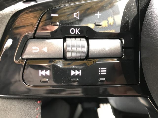 フェアレディZ バージョンS ワンオーナー 禁煙車 ハーフレザー 純正ナビ フルセグTV BTオーディオ パドルシフト RECAROシート 純正3連メーター アダプティブクルーズコントロール エマ― レーンキープアシスト Bカメラ(23枚目)