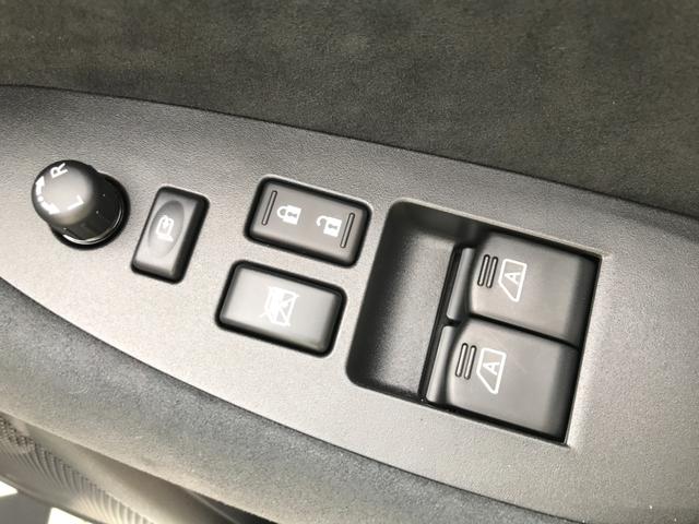 フェアレディZ バージョンS ワンオーナー 禁煙車 ハーフレザー 純正ナビ フルセグTV BTオーディオ パドルシフト RECAROシート 純正3連メーター アダプティブクルーズコントロール エマ― レーンキープアシスト Bカメラ(30枚目)