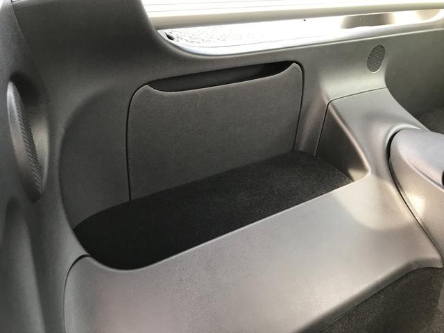 フェアレディZ バージョンS ワンオーナー 禁煙車 ハーフレザー 純正ナビ フルセグTV BTオーディオ パドルシフト RECAROシート 純正3連メーター アダプティブクルーズコントロール エマ― レーンキープアシスト Bカメラ(49枚目)