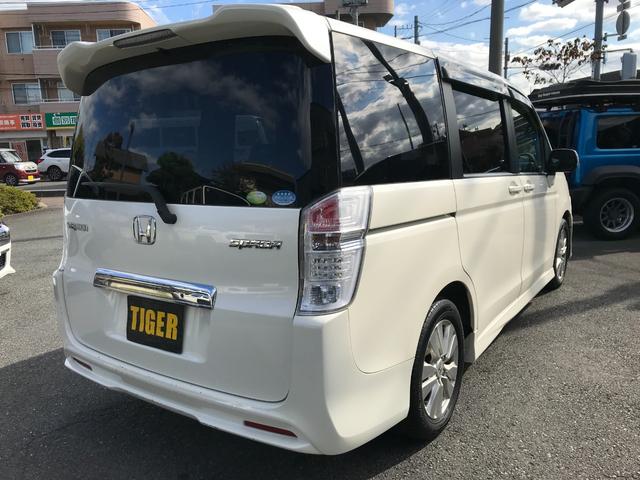 ステップワゴンスパーダ Z 両側パワースライドドア 後席モニター 社外ナビ バックカメラ HIDヘッドライト 後席クーラー パドルシフト スマートキー CD&DVD ミュージックサーバー(2枚目)