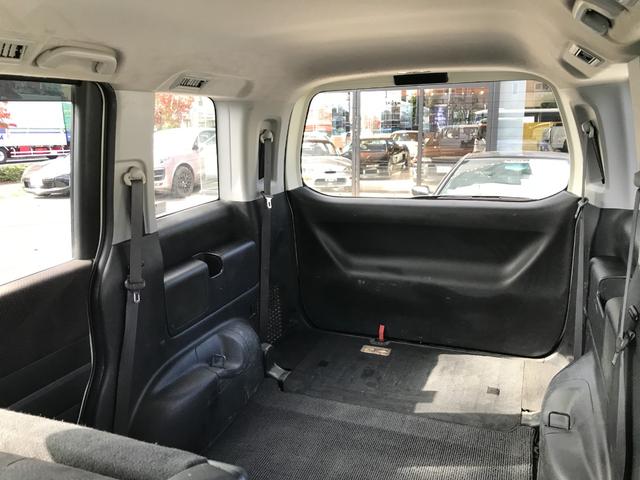 ステップワゴンスパーダ Z 両側パワースライドドア 後席モニター 社外ナビ バックカメラ HIDヘッドライト 後席クーラー パドルシフト スマートキー CD&DVD ミュージックサーバー(12枚目)