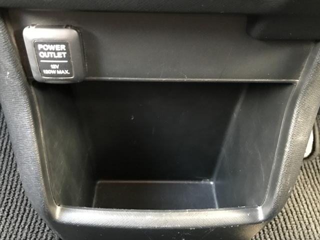 ステップワゴンスパーダ Z 両側パワースライドドア 後席モニター 社外ナビ バックカメラ HIDヘッドライト 後席クーラー パドルシフト スマートキー CD&DVD ミュージックサーバー(35枚目)