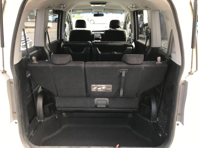 ステップワゴンスパーダ Z 両側パワースライドドア 後席モニター 社外ナビ バックカメラ HIDヘッドライト 後席クーラー パドルシフト スマートキー CD&DVD ミュージックサーバー(41枚目)