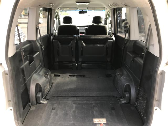 ステップワゴンスパーダ Z 両側パワースライドドア 後席モニター 社外ナビ バックカメラ HIDヘッドライト 後席クーラー パドルシフト スマートキー CD&DVD ミュージックサーバー(42枚目)