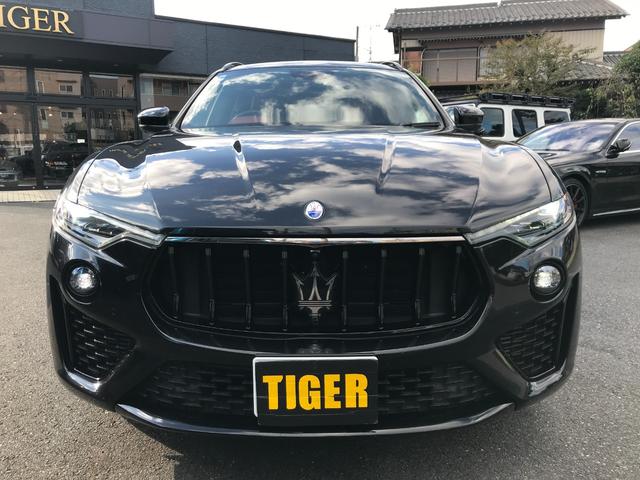 レヴァンテ グランスポーツ ネリッシモPKG 赤革シート サンルーフ 純正ナビ 全周囲カメラ フルセグ 純正21インチアルミ ACC パワーシート 障害物センサー シートヒーター 後席クーラー 衝突軽減ブレーキ(14枚目)