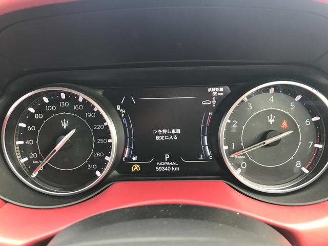 レヴァンテ グランスポーツ ネリッシモPKG 赤革シート サンルーフ 純正ナビ 全周囲カメラ フルセグ 純正21インチアルミ ACC パワーシート 障害物センサー シートヒーター 後席クーラー 衝突軽減ブレーキ(22枚目)