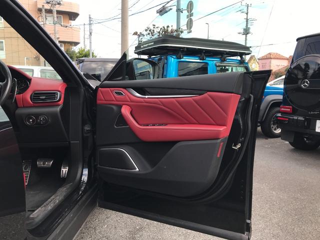 レヴァンテ グランスポーツ ネリッシモPKG 赤革シート サンルーフ 純正ナビ 全周囲カメラ フルセグ 純正21インチアルミ ACC パワーシート 障害物センサー シートヒーター 後席クーラー 衝突軽減ブレーキ(32枚目)